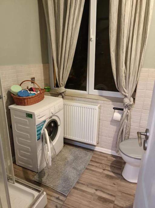 Lovely Apartament In Bucharest, Baba Novac Area Εξωτερικό φωτογραφία